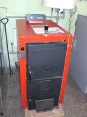 ПРОДАМ Б. У. систему отопления - котел Viadrus U22C/10,