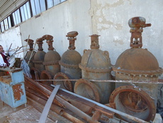 Срочно продам задвижки чугун. ду400ру10-2шт и ду600ру10-6шт,