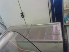 Продам морозильные лари 2 шт бу