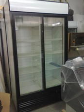 Продам холодильный шкаф бу двухдверный