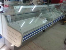 Продам 2 шт. холодильных витрин бу Технохолод 1,6 м