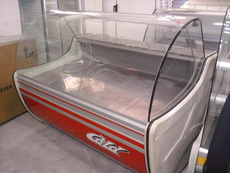 Продам 2 шт. холодильных витрин бу COLD и Технохолод