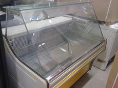 Продам витрину бу холодильную длиной 1,25 м производства Col