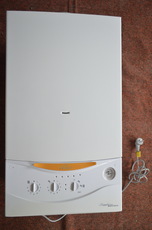 Газовий двоконтурний котел Praga SAPPHIRE JLG 20 A B168S