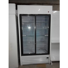 Холодильный шкаф б/у на 800 л.