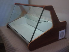 Вітрина настільна холодильна (0, + 5).