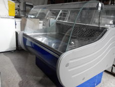 Продам вітрину холодильну бу дліной- 1,3 м