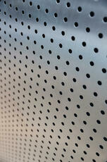 Лист сталевий з отворами