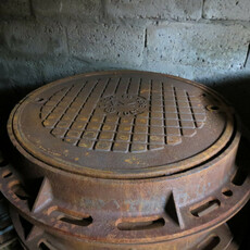 люк чугунный